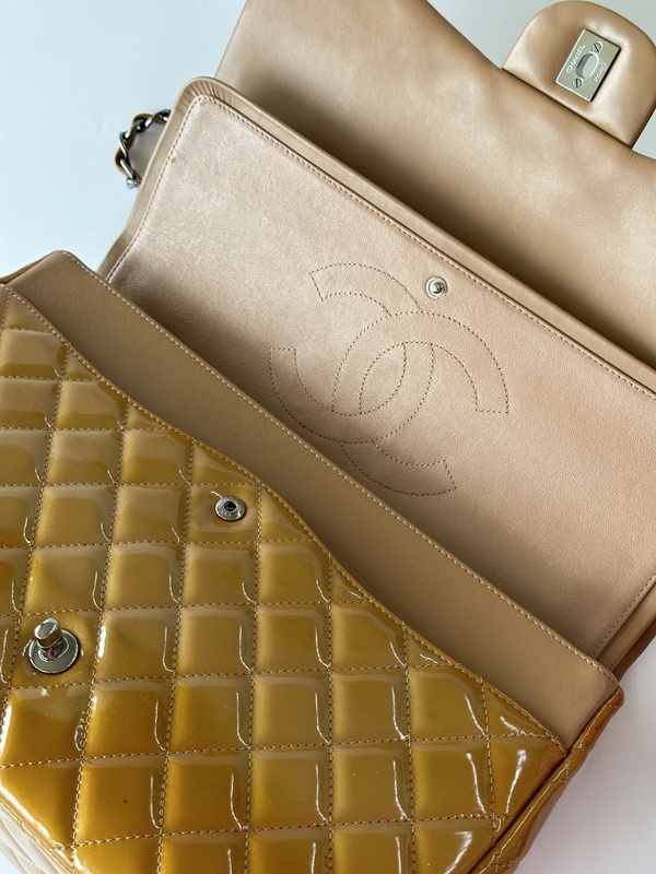 Chanel Maxi Double Flap