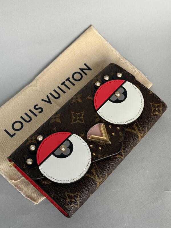 Louis Vuitton Sarah Wallet