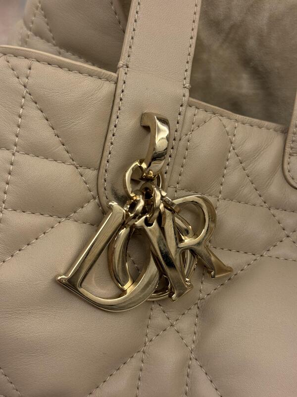 Christian Dior Toujours