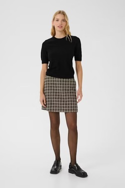 Natanya Topp, strikk Black - Part Two