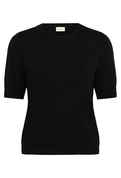 Natanya Topp, strikk Black - Part Two