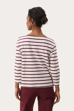 NelaPW T-shirt Tawny Port Stripe - Part Two
